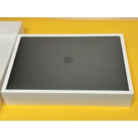 APPLE Laptop